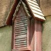 Heartwood Victorian Bat House, Red, 100 Bats
