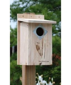 BestNest Post / Pole Mounted Houses Classic Three-Woodpecker House