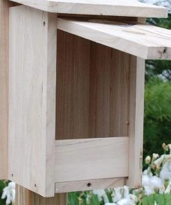 BestNest Post / Pole Mounted Houses Classic Three-Woodpecker House